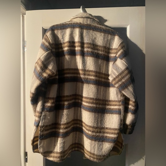 H&M Women’s Shacket size small - Picture 2 of 2